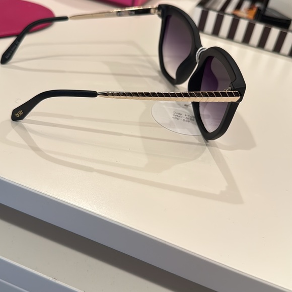 Quay Australia Black Gradient Sunglasses - Picture 4 of 4
